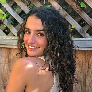 Meet your Posher, Lexi